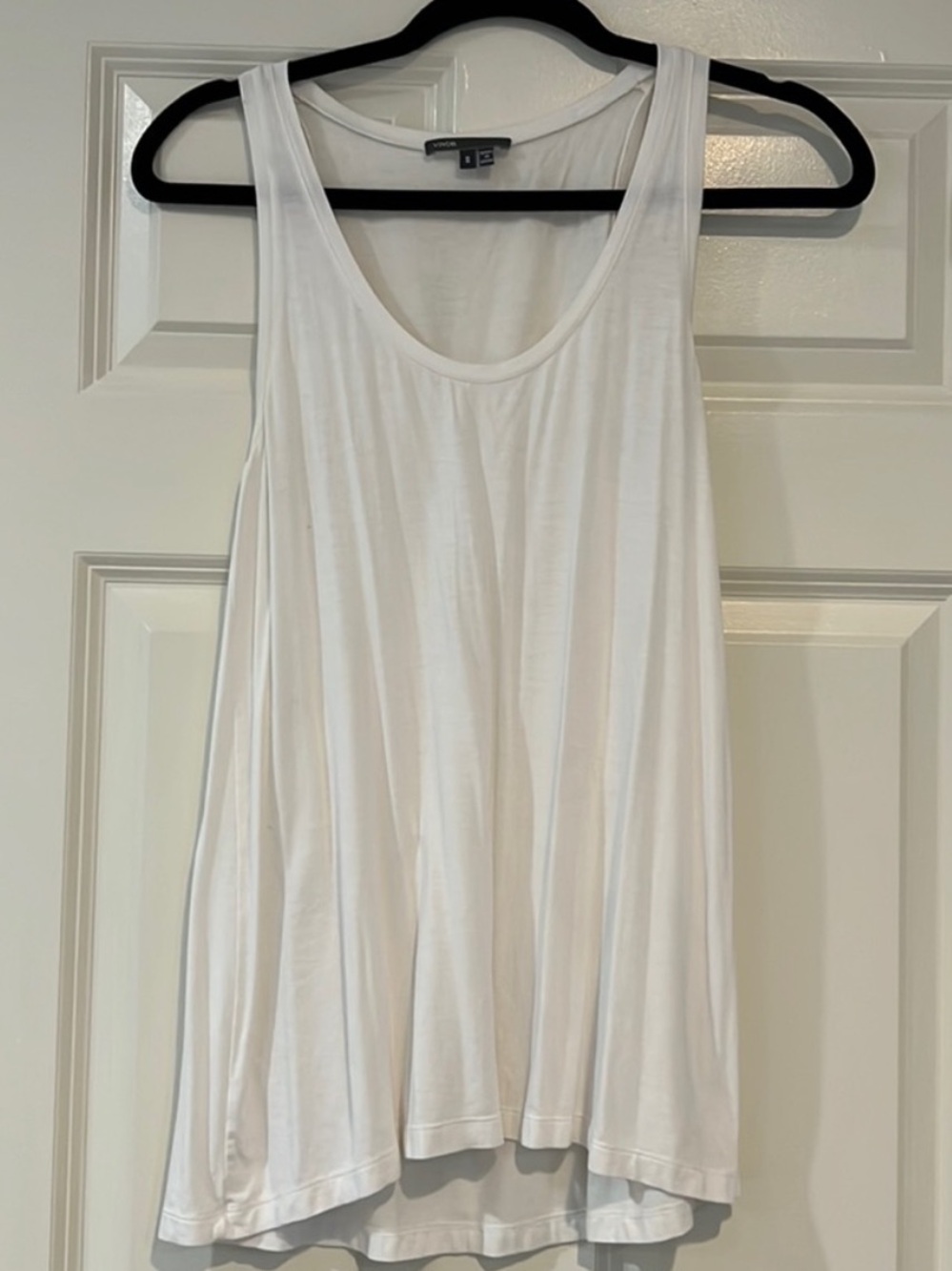 Vince White Scoop Neck Tank Top
